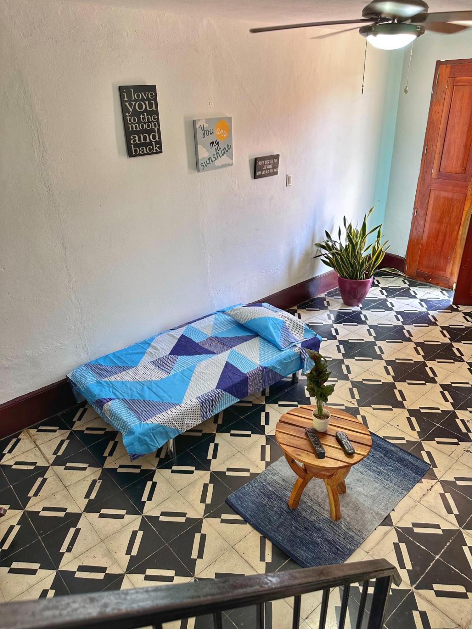 Hotel Al Sole Leon Bagian luar foto