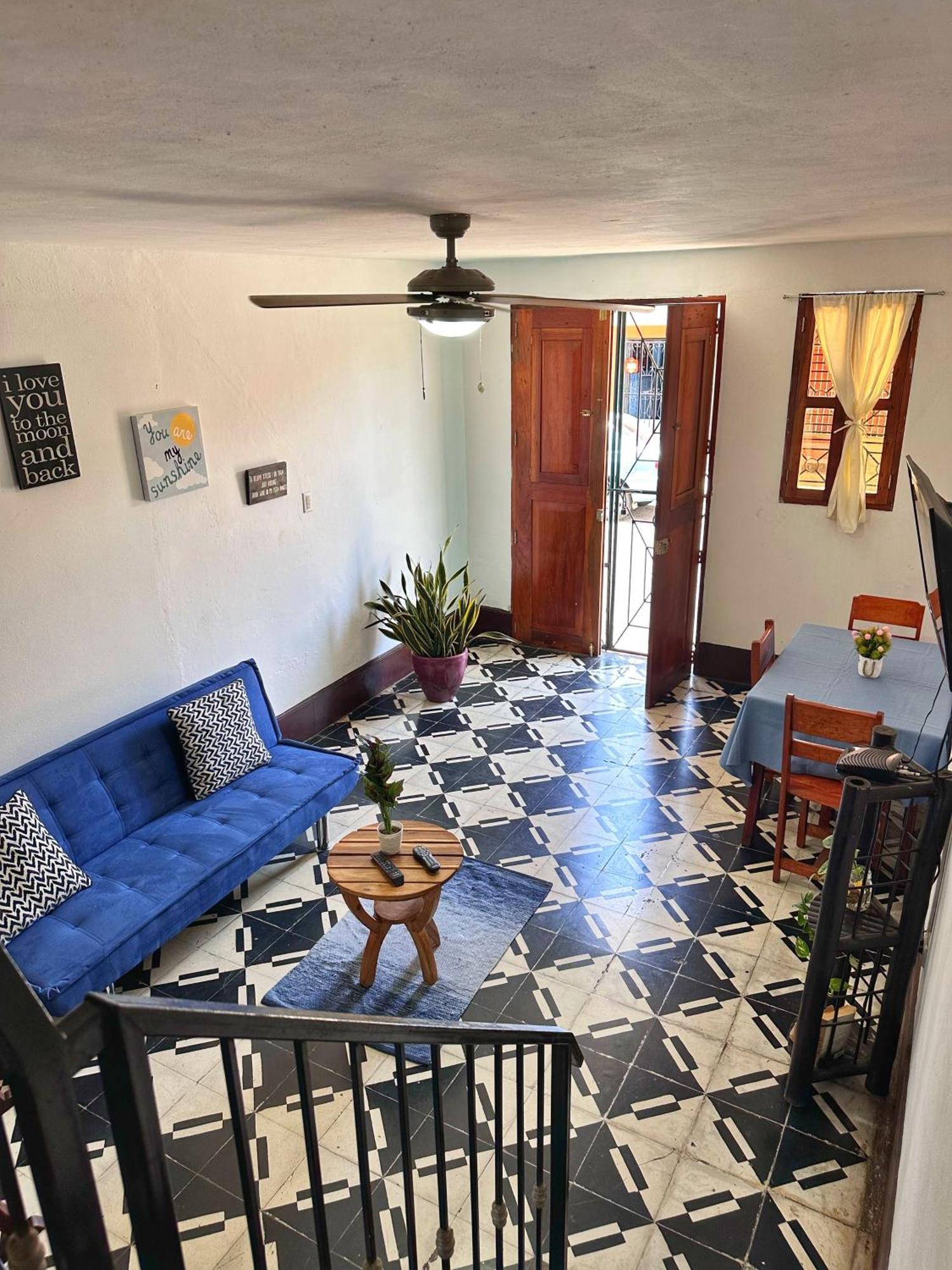 Hotel Al Sole Leon Bagian luar foto